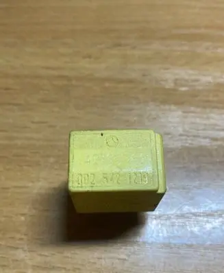 Mercedes-Benz ML W163 Other relay 0025421219 C2637