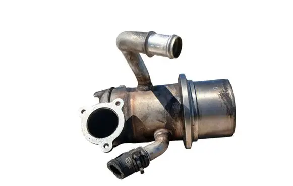 Volkswagen PASSAT B8 EGR valve cooler 04L131512