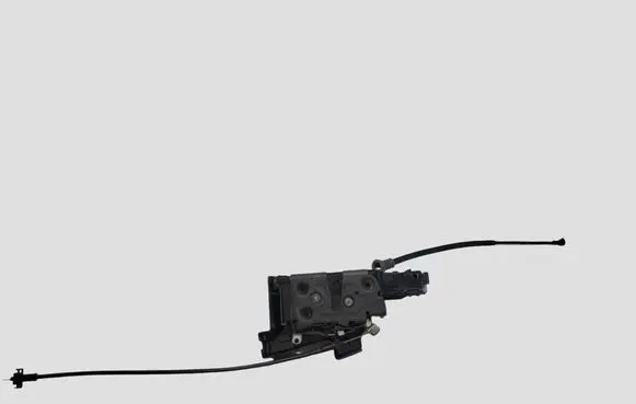 Volvo V50 Front door lock 30753658 A048069