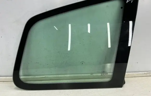 Ford C-MAX I Rear side window