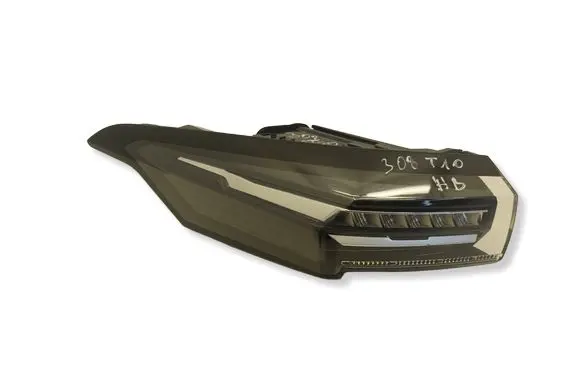 Peugeot 3008 III Rear/tail lights 9835299480