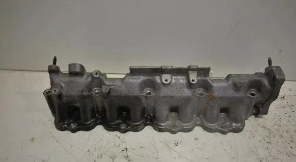 Toyota Corolla E120 E130 Intake manifold
