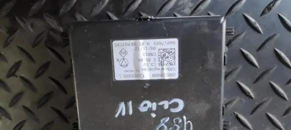 Renault Clio IV Comfort/convenience module 28529902R