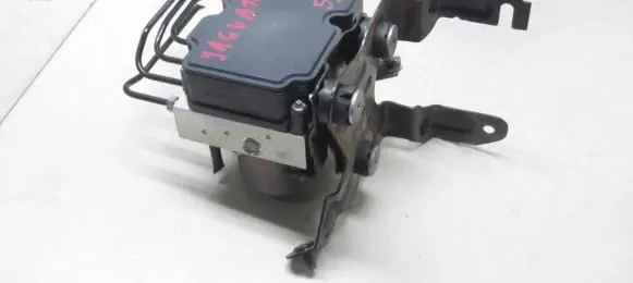 Jaguar XE ABS Pump GX73-14F447-AF