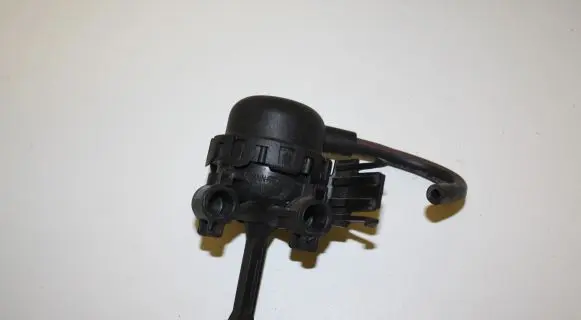 Audi A5 8T 8F Other engine bay part 1019886S