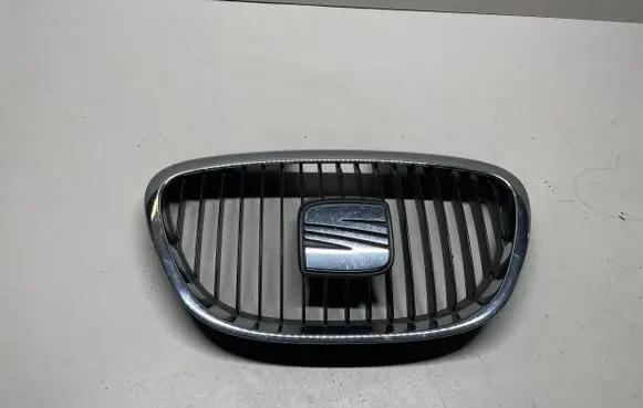 Seat Altea Front grill 5P0853654