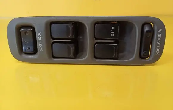 Suzuki Baleno EG Electric window control switch