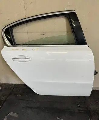 Peugeot 508 Rear door 121212
