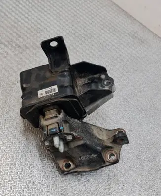 KIA Sportage Engine mount bracket 21830F1800 1069001