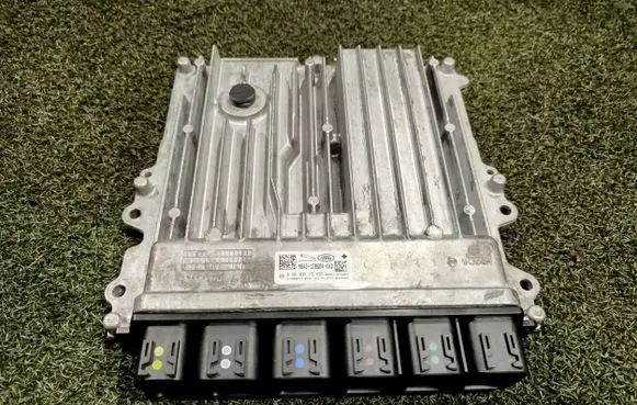 Land Rover Defender Engine control unit/module M8A212B684KAD 0281039175