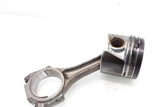 Volkswagen PASSAT B6 Piston with connecting rod