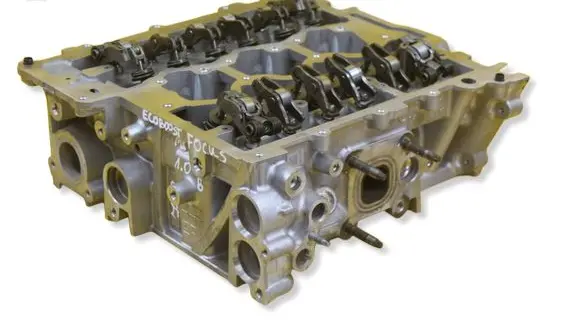 Ford Focus Engine head RFH6BC6090