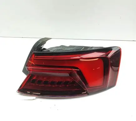 Audi A5 Rear/tail lights 8W6945092J