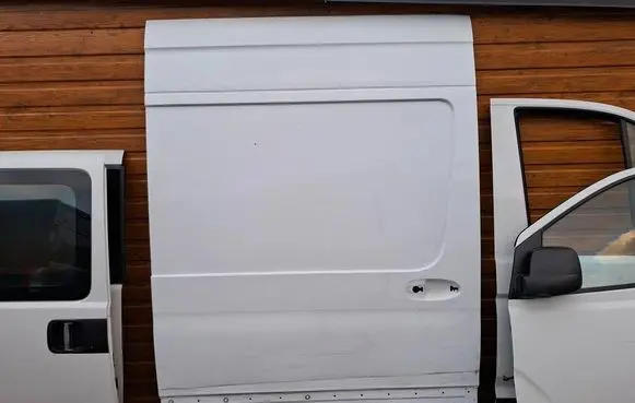 Mercedes-Benz Sprinter W907 W910 Side sliding door 