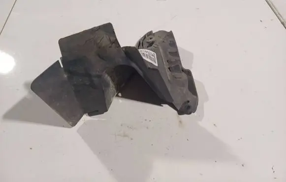 Mazda 3 II Other exterior part BBP2501V1