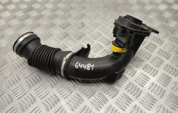Citroen C4 II Picasso Intercooler hose/pipe 9674810880