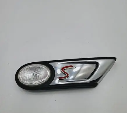 Mini One - Cooper Clubman R55 Front fender indicator light 2751969