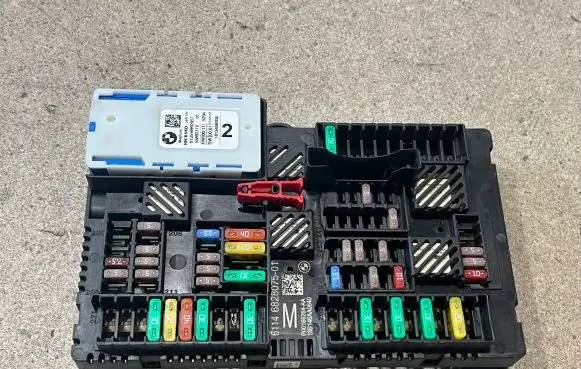 Fuse box set