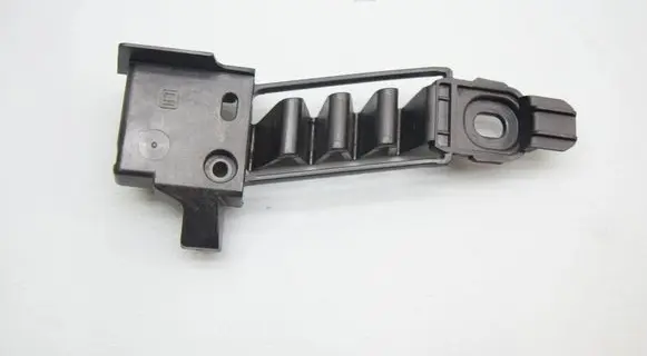 BMW 5 G60 G61 Front bumper mounting bracket 1167758XX