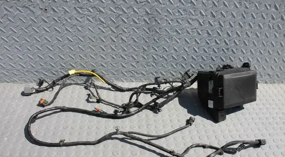 KIA Rio Relay mounting block 