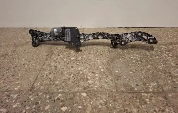 BMW 7 E65 E66 Front wiper linkage and motor 6976728 0390241868 3398009832