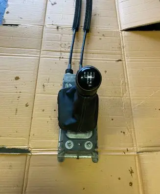 Volkswagen Polo V 6R Gear shifter/selector 6Q0711061E