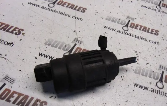 Mitsubishi Space Star Windscreen/windshield washer pump