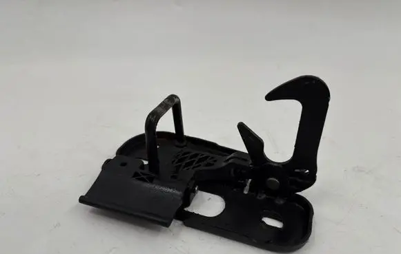 Volkswagen PASSAT B6 Engine bonnet/hood lock/latch loop/hook 3C0823480