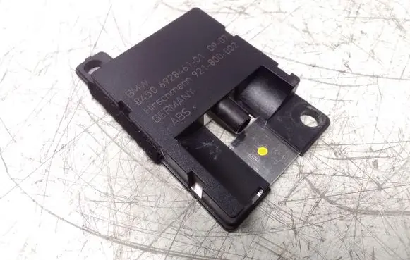 BMW 5 E60 E61 Bluetooth antenna 6928461