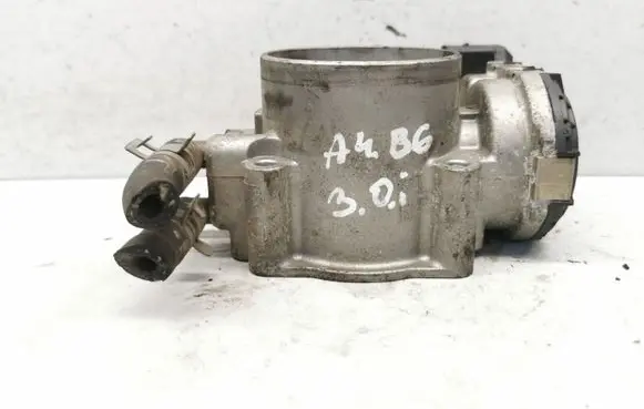Audi A4 S4 B6 8E 8H Throttle body valve 078133062B