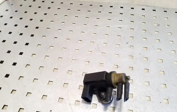 Audi A3 S3 A3 Sportback 8P Turbo solenoid valve 1K0906627A 70086800