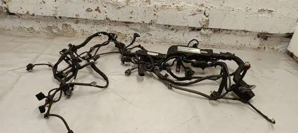 Mercedes-Benz A W176 Engine installation wiring loom A1330100001