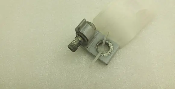 Porsche Cayenne (92A) Front door upper hinge