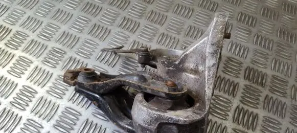 Citroen C5 Engine mount bracket 9644668280