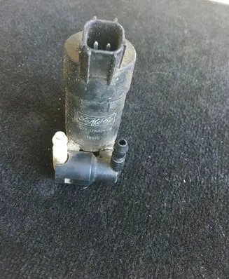 Volvo S60 Windscreen/windshield washer pump 1S7117K624FE