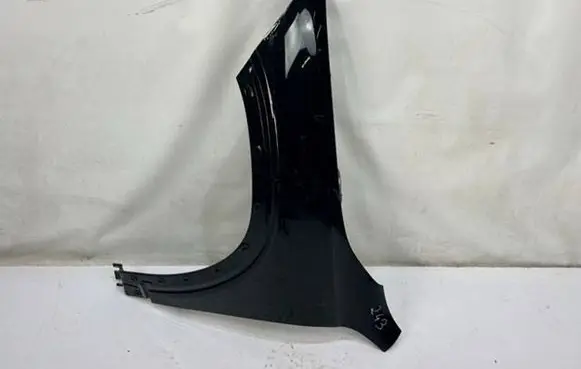 Mercedes-Benz EQA Fender