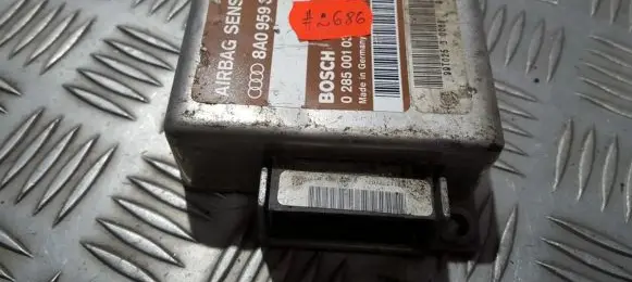 Audi A4 S4 B5 8D Airbag control unit/module 8A0959655B 0285001037