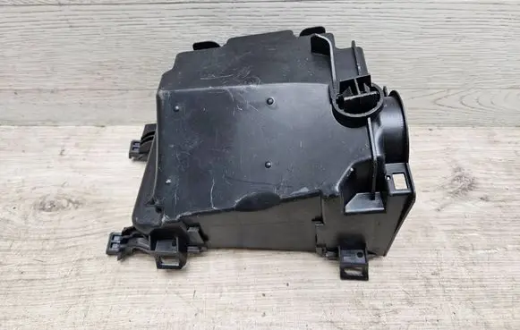 Citroen C4 II Picasso Fuse box set 9804681780