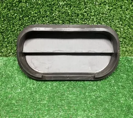 Audi A4 S4 B9 8W Quarter panel pressure vent 6R0819465C
