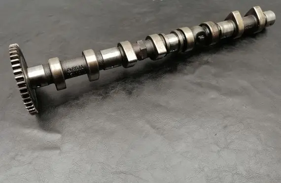 Mercedes-Benz E W211 Camshaft A6110502001 A6110500601