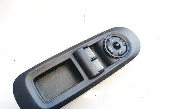 Ford Mondeo MK IV Electric window control switch 7S7T14A132CB