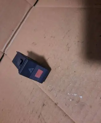 Audi 80 90 B3 Hazard light switch 4A0941509