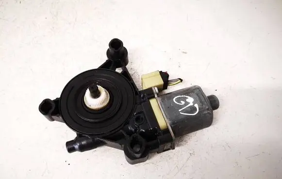 Audi A3 S3 8V Rear door window regulator motor 5Q0959802 5Q0959802B