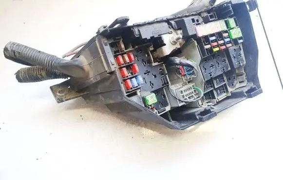 Ford Mondeo MK IV Fuse box set 6g9t14a067ab 6g9t-14a067-ab