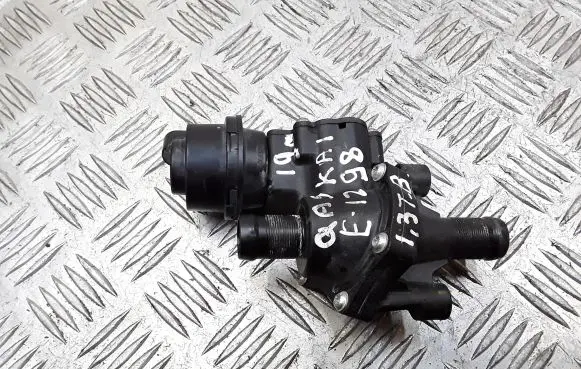 Nissan Qashqai Coolant heater control valve 922309109r