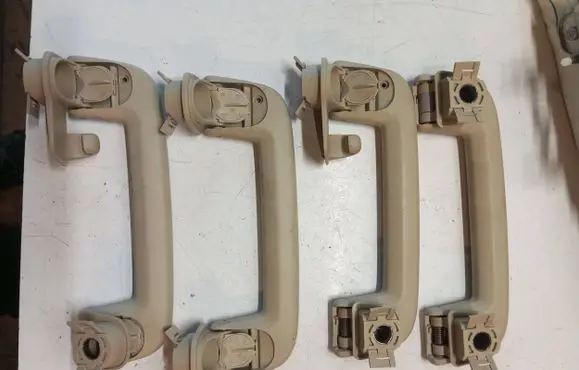 Volvo XC60 A set of handles for the ceiling 13550
