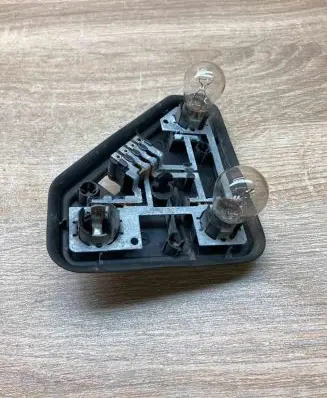 BMW 5 E39 Rear tail light bulb 8371325 393405