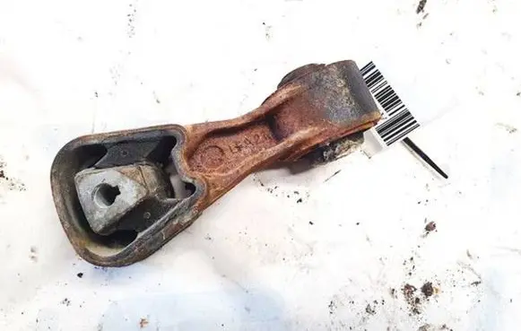 Engine mount bracket