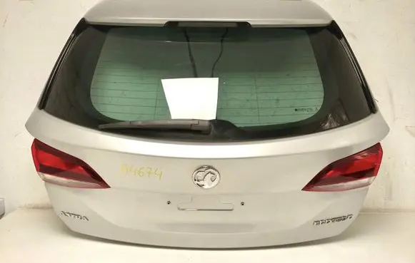 Opel Astra K Tailgate/trunk/boot lid 