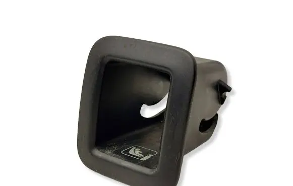 Volkswagen PASSAT B8 ISOFIX cover 3G0887233A